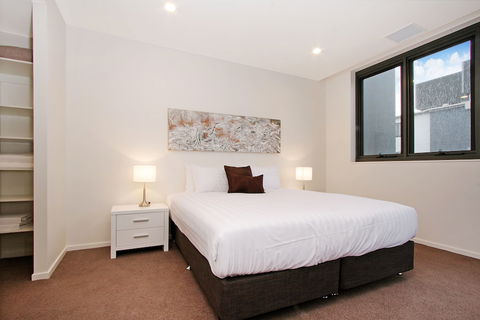 Accommodate Canberra - IQ - Braddon - Tourism Brisbane 3