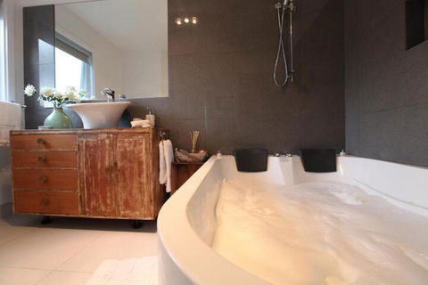 Sea Salt Bnb - Tourism Brisbane 6