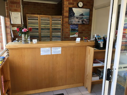 Inverloch Central Motor Inn - Brisbane Tourism 2