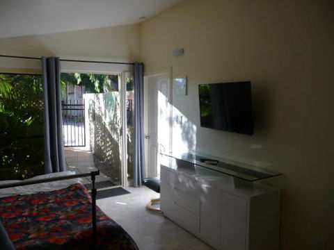 Orchard Garden - Brisbane Tourism 6