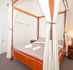 CBD Holiday Home
