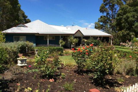 Crabapple Lane Bed & Breakfast - Tourism Brisbane 2