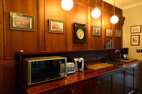 Still Waters - Tourism Brisbane 2