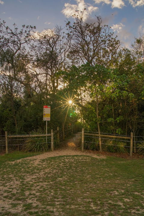 San Marino By The Sea Apartments - Tourism Brisbane 0