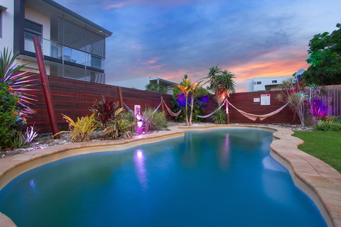 Gladstone Backpackers - Tourism Brisbane 1