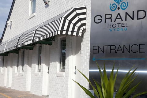 Grand Hotel Wyong - Tourism Brisbane 0