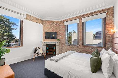 Grand Hotel Wyong - Tourism Brisbane 6