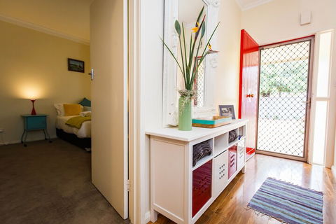 Indulge Homes - 77 Olive - Brisbane Tourism 1