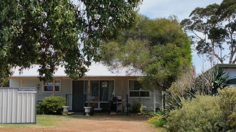 Kangaroo Island Accommodation - Tourism Brisbane 3