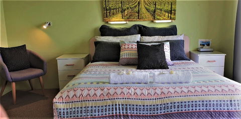 Mollymook Ocean View Motel Reward Long Stays - Over 18's Only - Tourism Brisbane 1