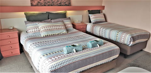 Mollymook Ocean View Motel Reward Long Stays - Over 18's Only - Tourism Brisbane 0