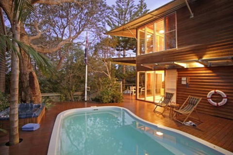 Kims Beachside Retreat - Brisbane Tourism 4