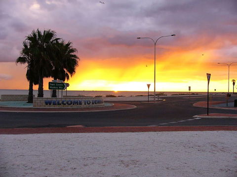 Wildsights Beach Units - Brisbane Tourism 0