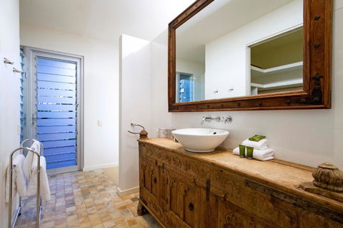20 Adams Street - Brisbane Tourism 1