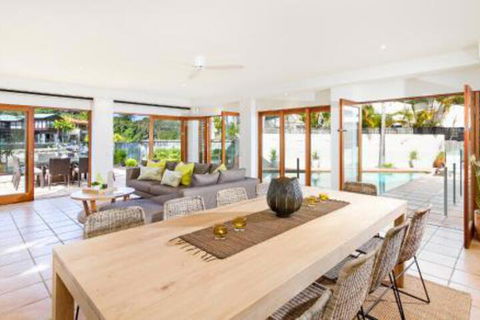 15 Cooran Court - Brisbane Tourism 5