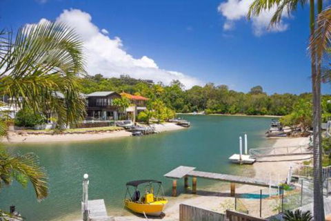 15 Cooran Court - Brisbane Tourism 0