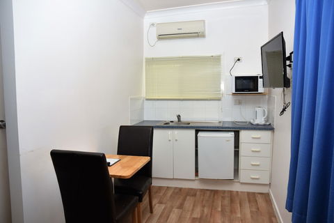 Chinchilla Motel - Brisbane Tourism 2
