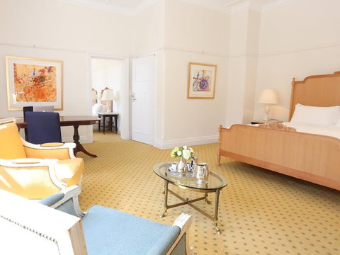 The Robertson Hotel - Brisbane Tourism 3