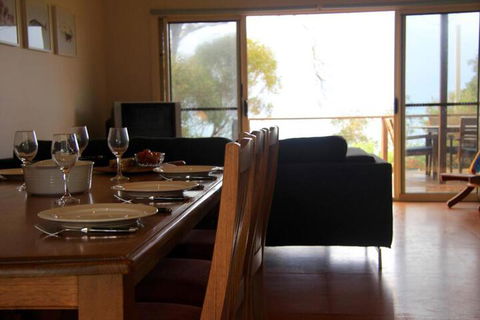Emu Bay Stay - Tourism Brisbane 2