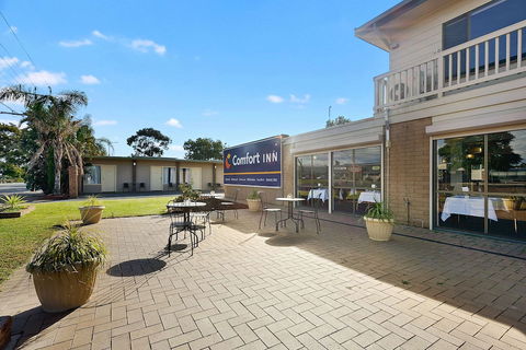 Comfort Inn Flinders On Main - Brisbane Tourism 1