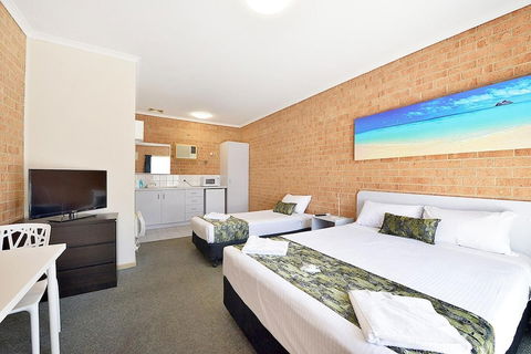 Cranbourne Motor Inn - Tourism Brisbane 4