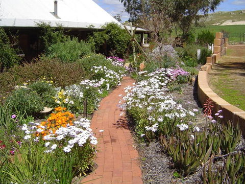 Hillside Country Retreat - Tourism Brisbane 1