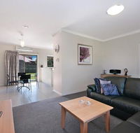 Hamilton Standard Apartment - Brisbane Tourism