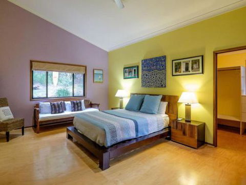 Five Bimba (Tractor House) - Brisbane Tourism 3