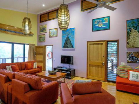 Five Bimba (Tractor House) - Brisbane Tourism 4