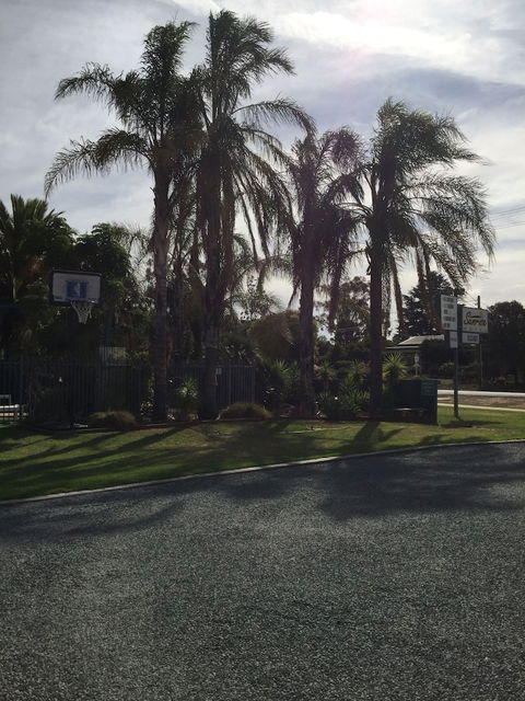 Sunrise Motel - Brisbane Tourism 1