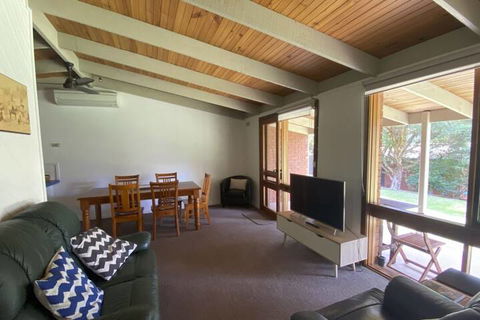 Kiewa Country Cottages - Tourism Brisbane 7