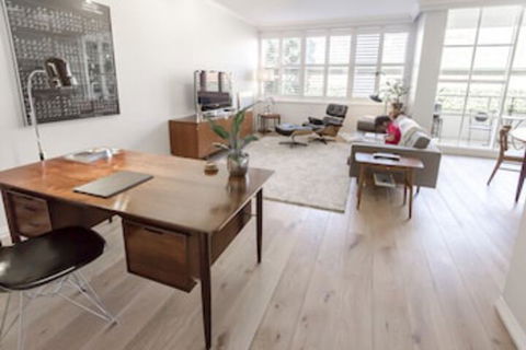 Sweet Caroline - Tourism Brisbane 0