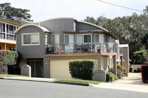 Seafaring At Fingal Bay - Tourism Brisbane 0