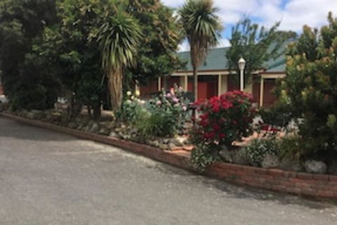 Cardigan Lodge Motel - Brisbane Tourism 1