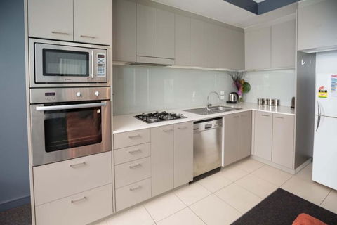 Honeysuckle Executive Suites - Tourism Brisbane 4