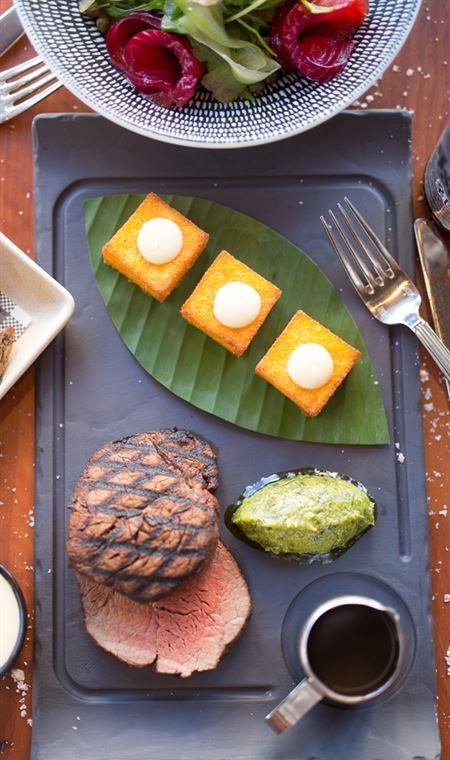 Rhonda's Bar - Brisbane Tourism 4