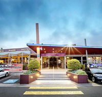 Sandown Park Hotel - Tourism Brisbane