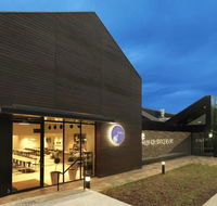 Radius Bar and Grill