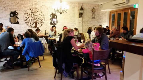 Five Star Thai Restaurant Narrabeen - Tourism Brisbane 5