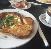 Degani Bakery Cafe