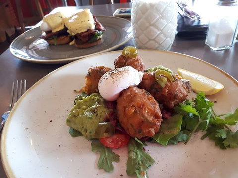 Dragonfly Cafe - Tourism Brisbane 0