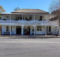 Mt Kembla Village Hotel - Tourism Brisbane