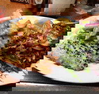 Lifeboat Seafood - Tourism Brisbane