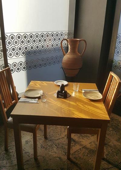 Antiquity Greek Restaurant - Tourism Brisbane 3