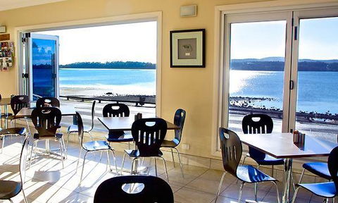 The River Cafe At Beauty Point - Tourism Brisbane 11