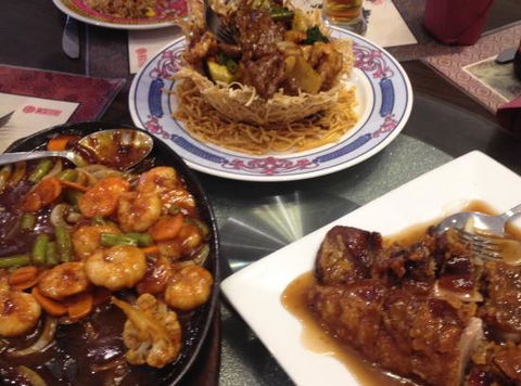 Hong Loch Chinese Restaurant - Tourism Brisbane 0