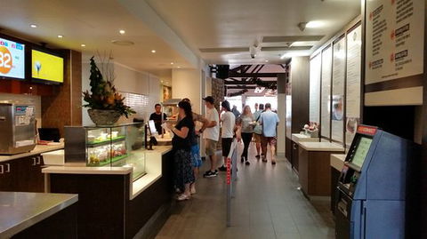 Peachtree Hotel - Tourism Brisbane 0