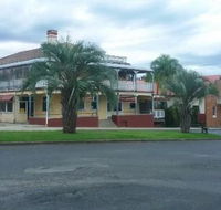 Coach House Inn - Brisbane Tourism