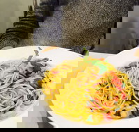 Avanti Pizzeria Restaurant - Tourism Brisbane