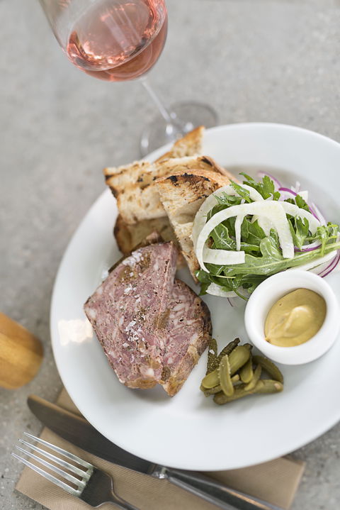 Byng Street Local Store - Tourism Brisbane 1